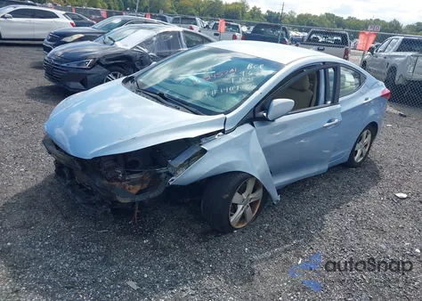 2013 Hyundai Elantra Gls z USA, uszkodzony, nr VIN KMHDH4AE0DU624242